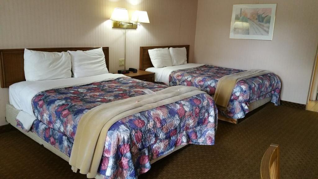 Travelodge By Wyndham Niagara Falls Lundys Lane Eksteriør billede