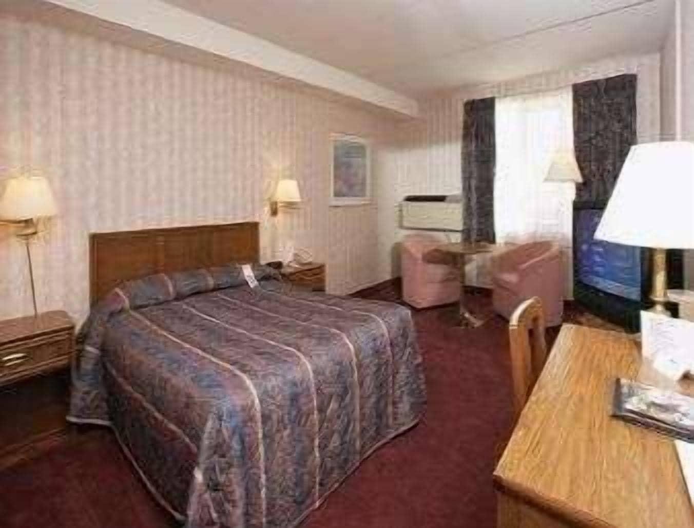 Travelodge By Wyndham Niagara Falls Lundys Lane Eksteriør billede