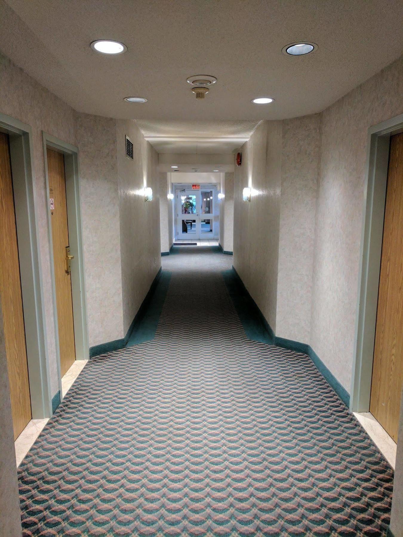 Travelodge By Wyndham Niagara Falls Lundys Lane Eksteriør billede